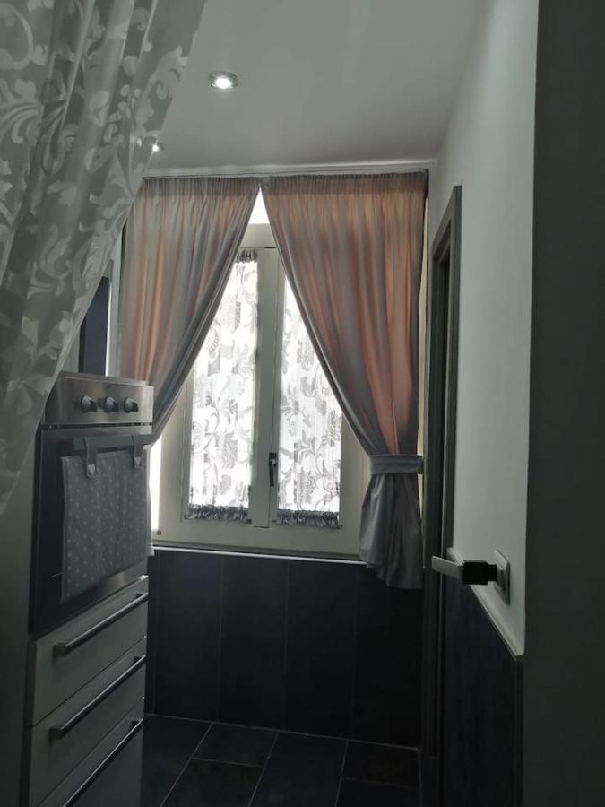 Benvenuti A Sud 3 * Naples